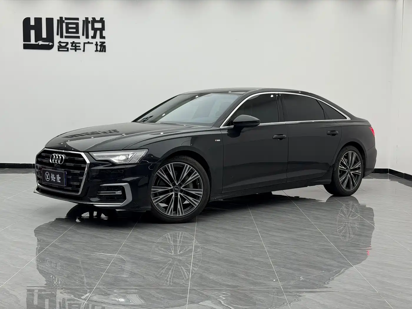 Audi A6L 2023 Facelift 45 TFSI quattro Exclusive Dynamic