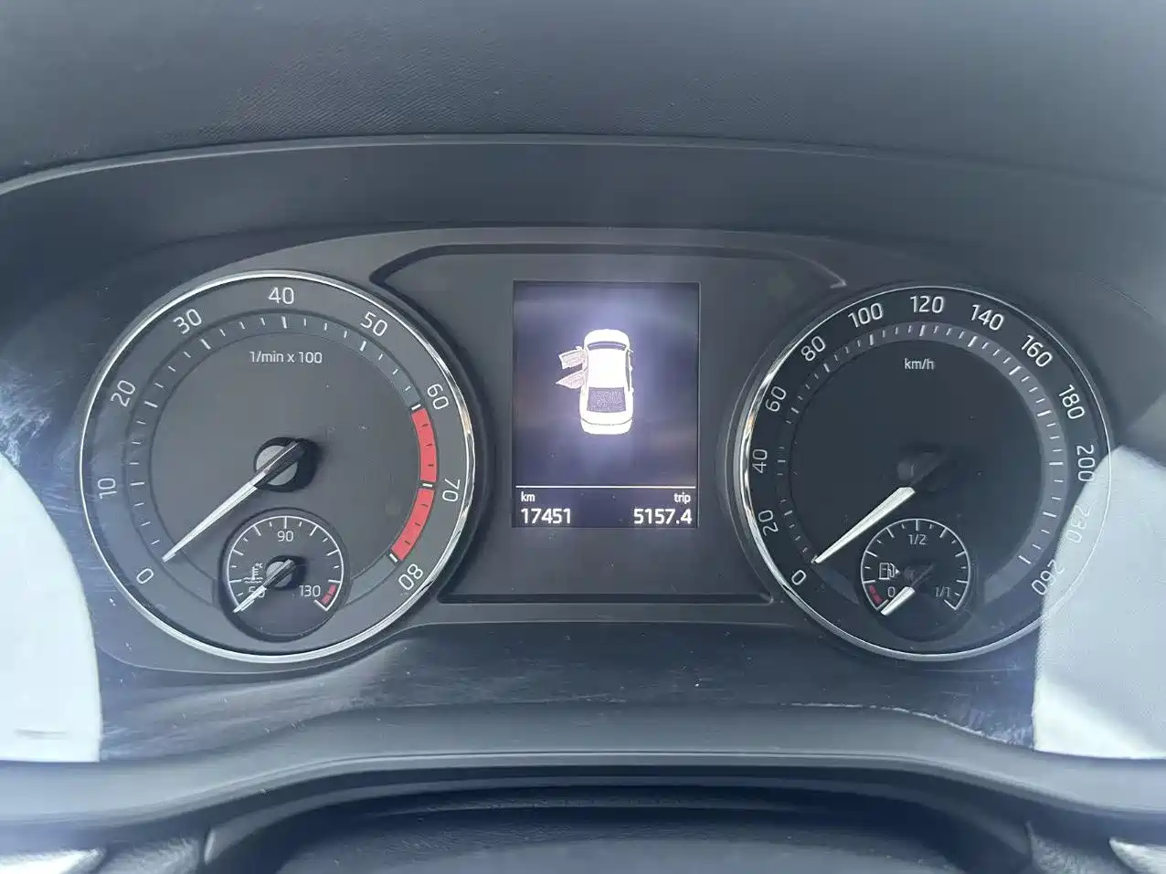 Škoda Octavia 2023 Facelift PRO TSI280 Premium Edition фото 13
