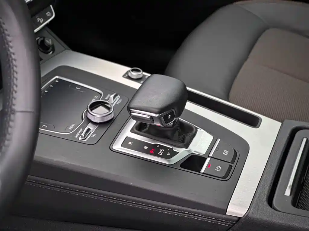 Audi Q5L 2018 40 TFSI Premium Fashion China VI фото 11
