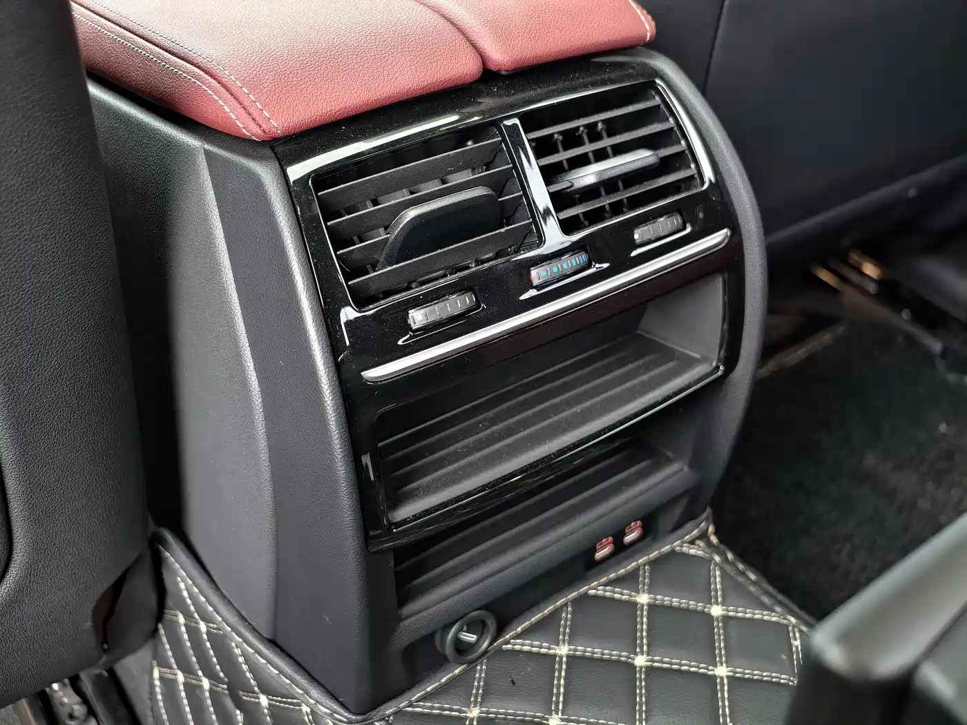 BMW 5 Series 2022 Facelift 530Li Leading M Sport Package фото 20