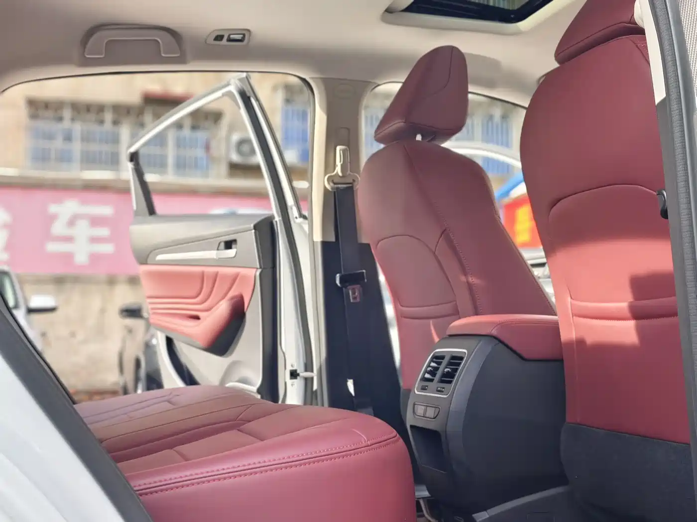 Haval F7x 2019 2.0T FWD Ultimate Tech Edition фото 17