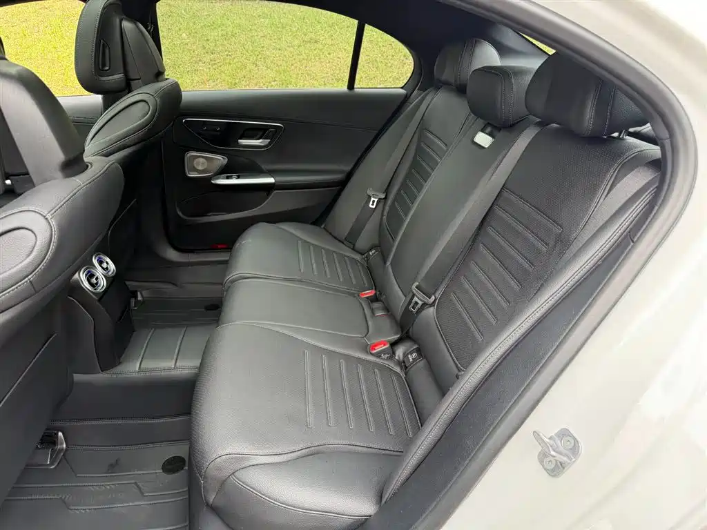 Mercedes-Benz C-Class New Energy 2024 C 350 eL фото 10