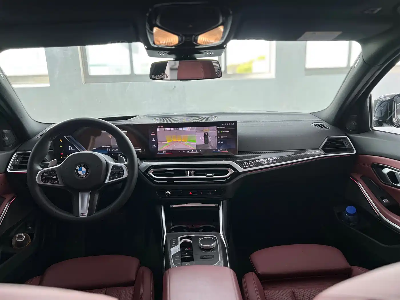 BMW 3 Series 2023 330Li M Sport Dark Night Package фото 9