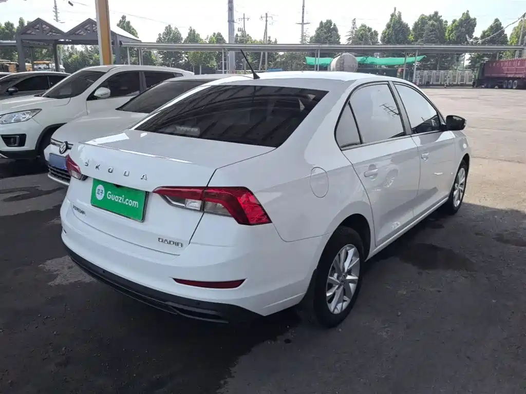 Škoda Rapid 2020 1.5L Manual Standard фото 7