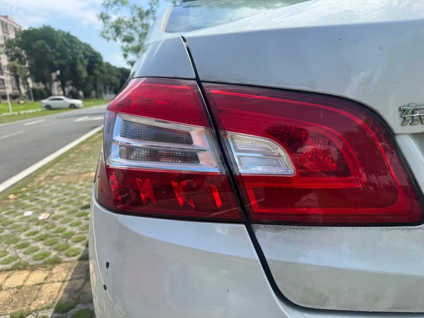 Peugeot 408 2014 1.8L Automatic Luxury Edition фото 17