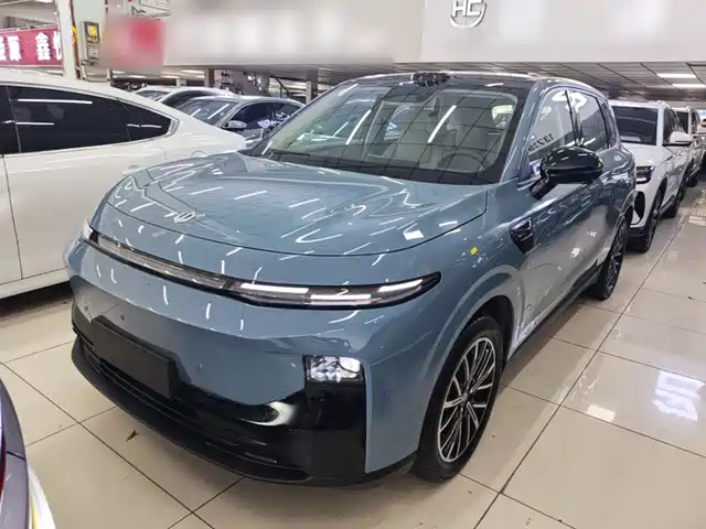 Leapmotor B10 2025