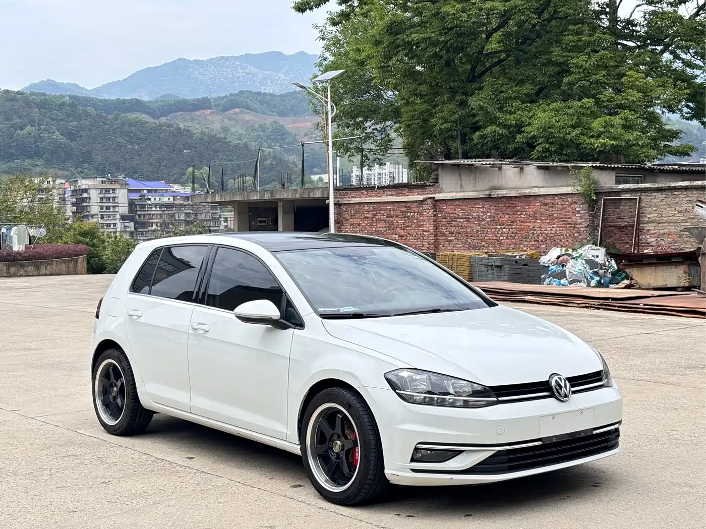Volkswagen Golf 2019 280TSI DSG Luxury (China V) фото 3