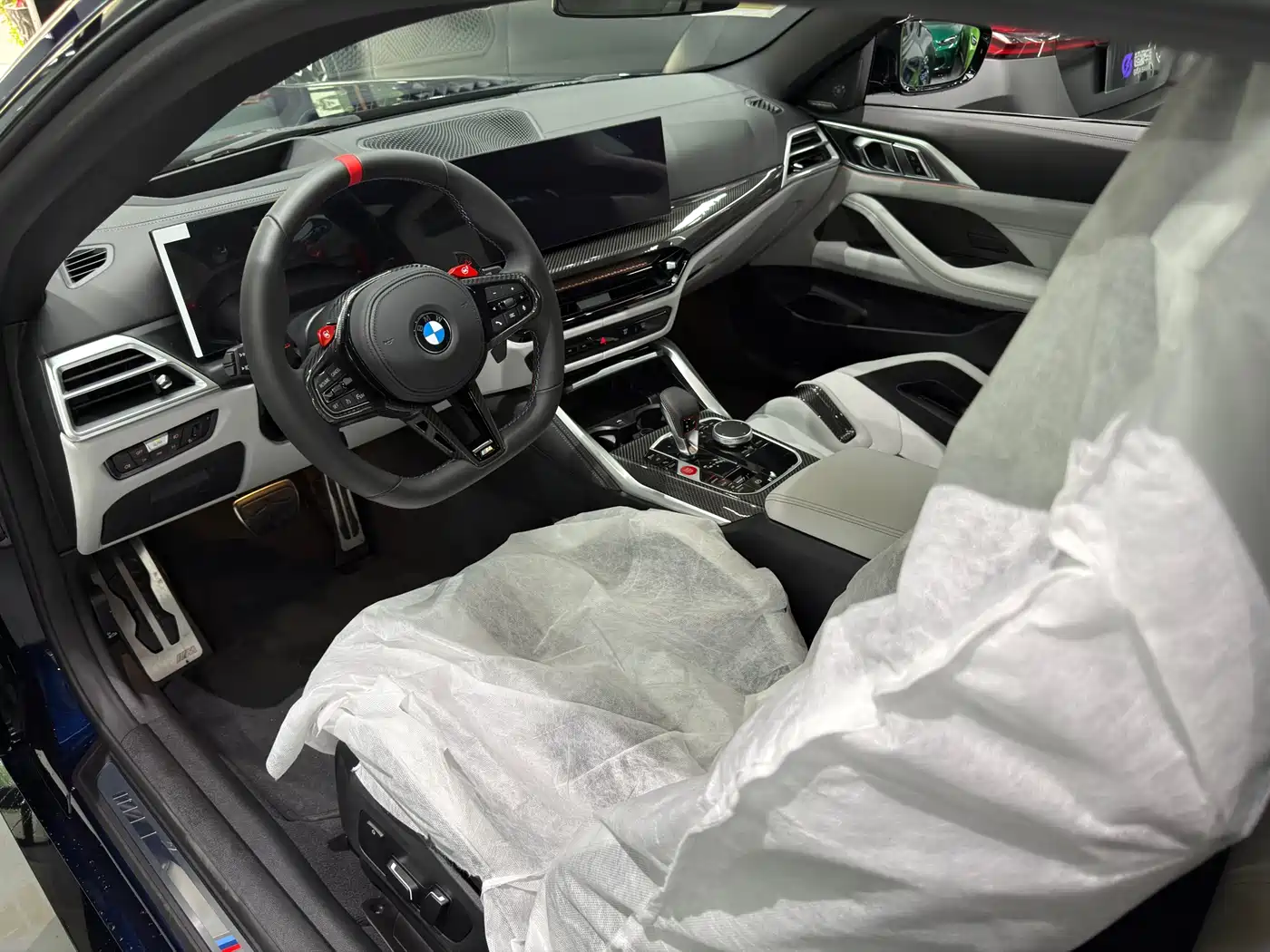 BMW M4 2024 BMW M4 Coupe M xDrive Competition фото 7