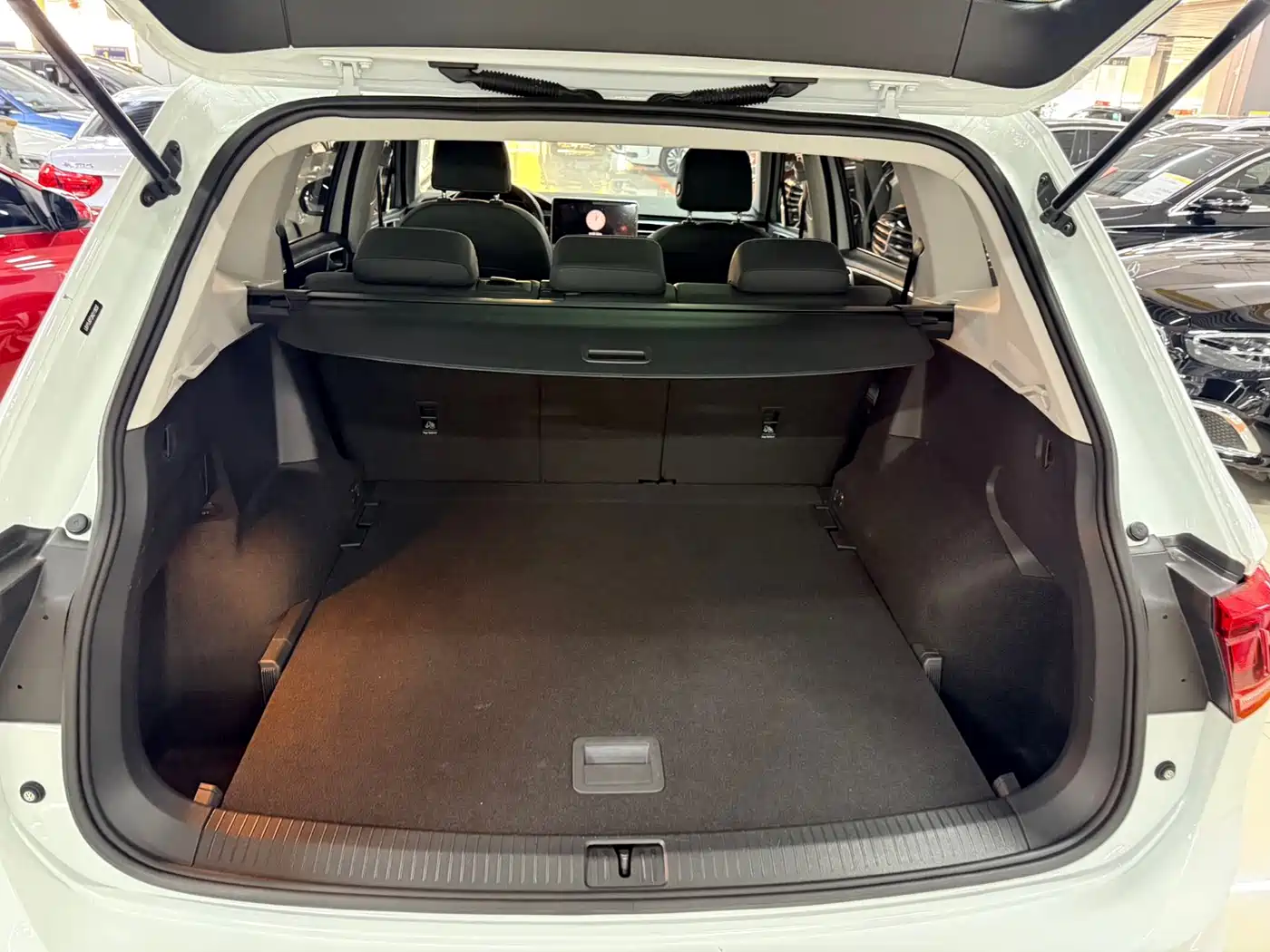 Volkswagen Tiguan L 2023 280TSI 2WD Trend Limited Edition фото 12