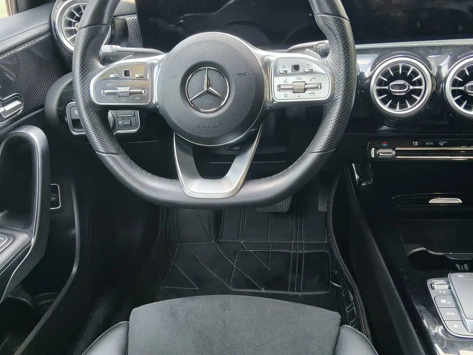 Photo 10 - Mercedes-Benz A-Class