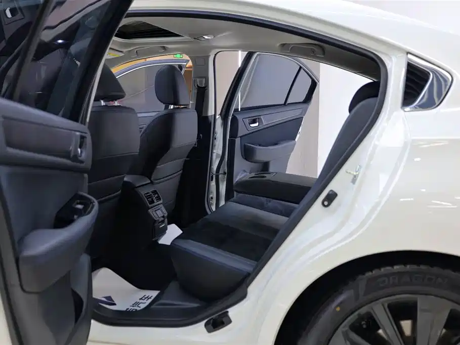 Subaru Legacy 2020 Facelift 2.5i AWD Honor Edition EyeSight фото 29