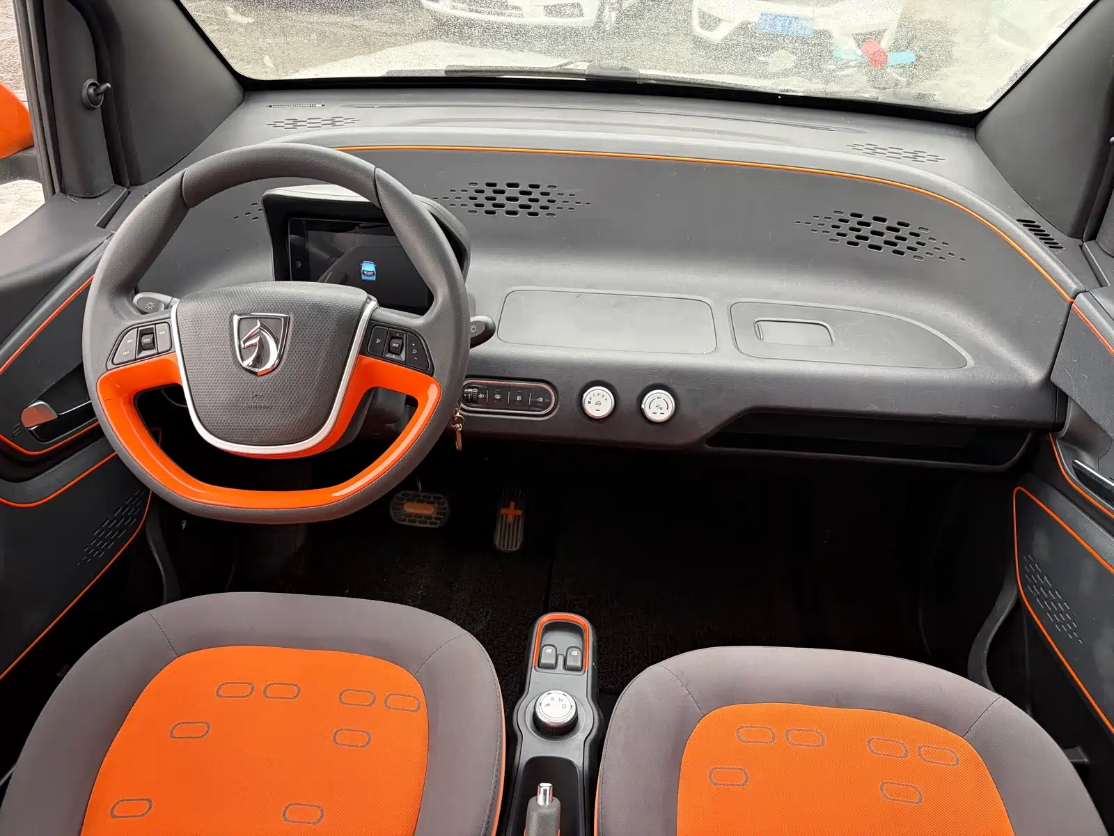 Фото 11 - Baojun E100