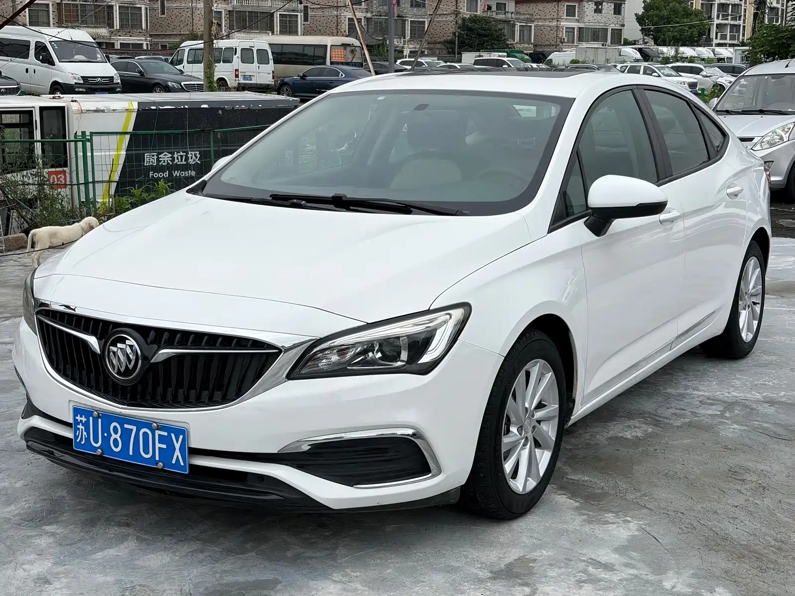 Photo 1 - Buick Verano
