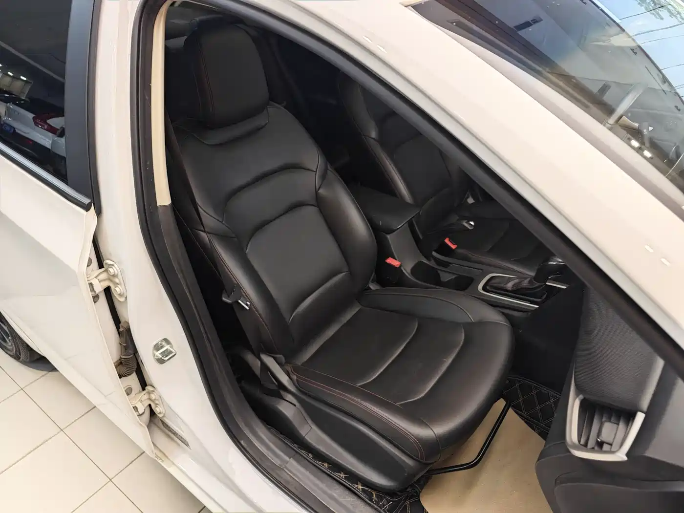 Chevrolet Monza 2020 Mild Hybrid Redline 320T Dual-Clutch Refreshing Edition фото 33