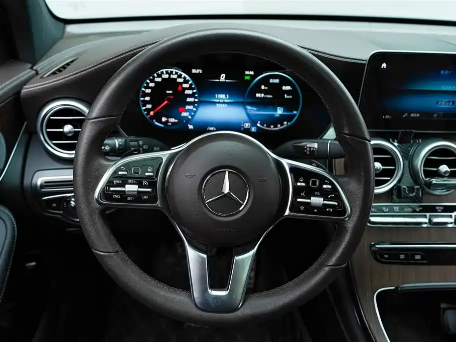 Mercedes-Benz GLC 2020 GLC 300 L 4MATIC Luxury фото 8