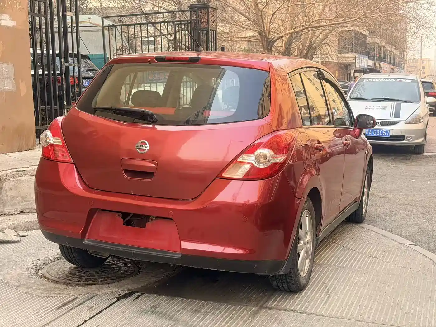 Фото 5 - Nissan Tiida