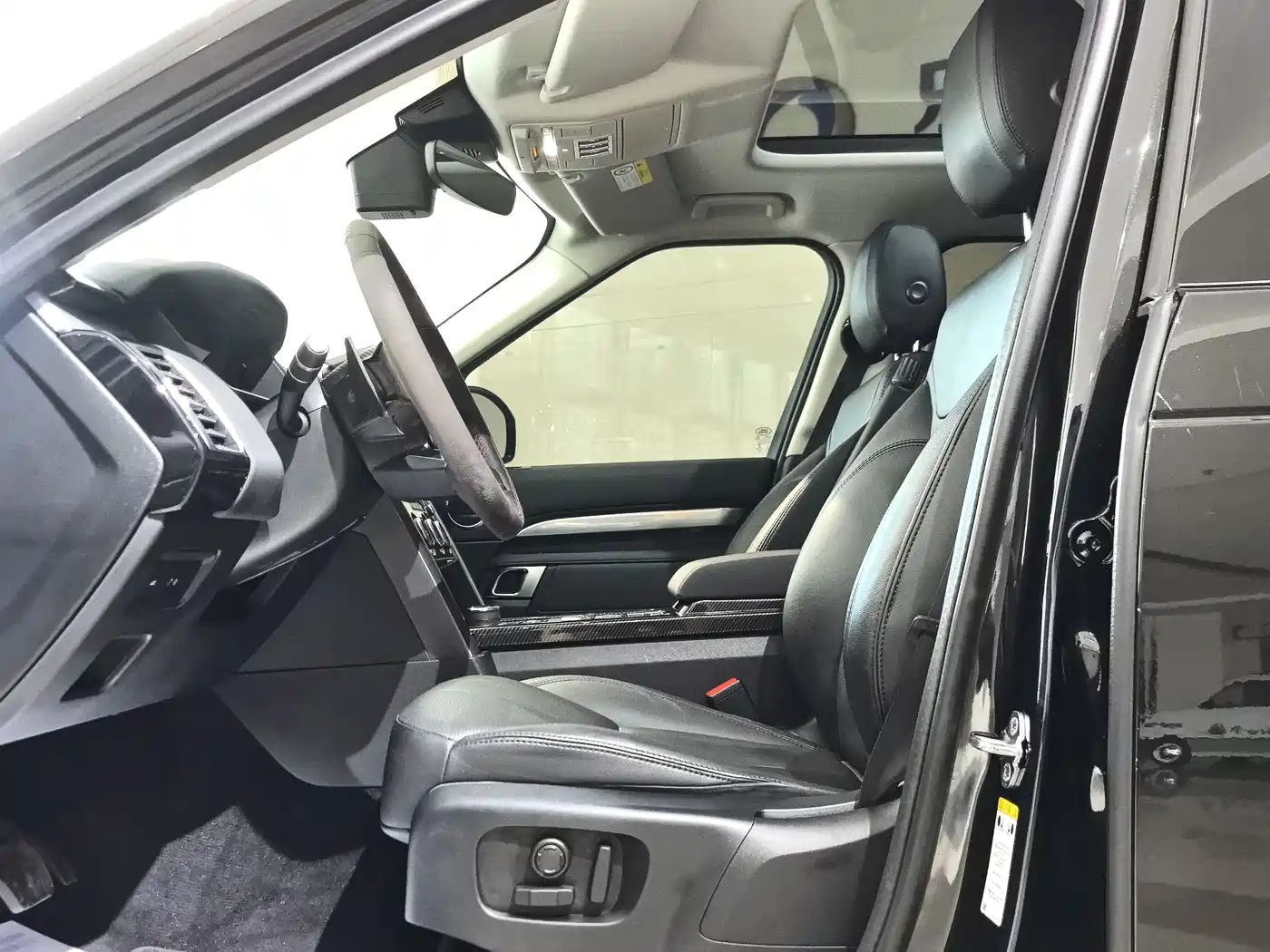 Land Rover Discovery 2020 3.0 SC V6 30th Anniversary Special Edition фото 4