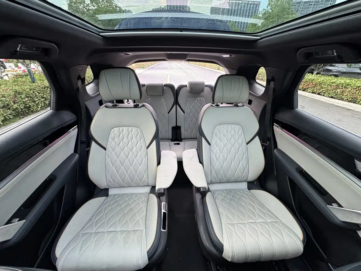 BYD Tang New Energy 2022 DM-p 215KM AWD Flagship фото 17
