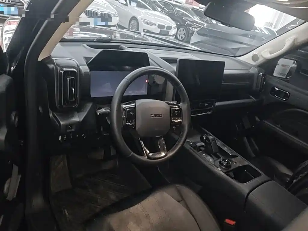 Haval Meng Long NEV 2024 Hi4 145 Cross-country Edition фото 6