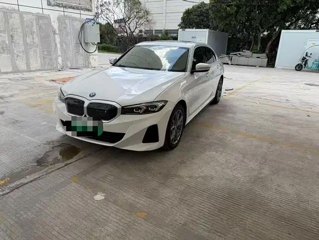 BMW i3 2022