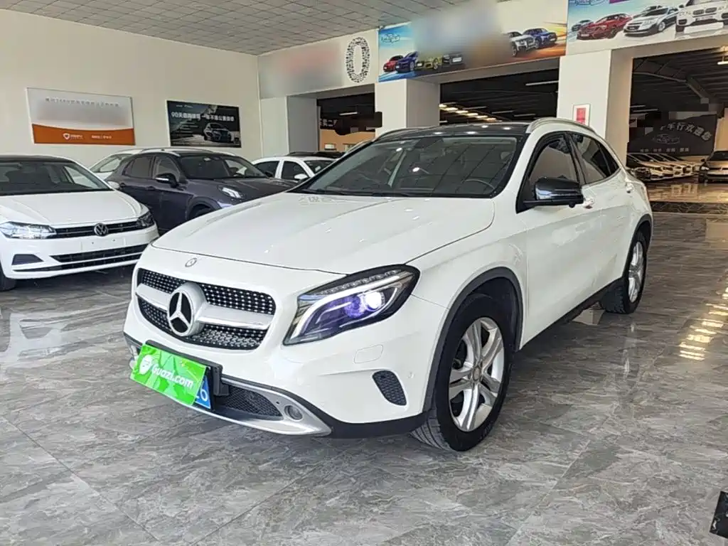 Mercedes-Benz GLA (Import) 2015 2015 GLA 200