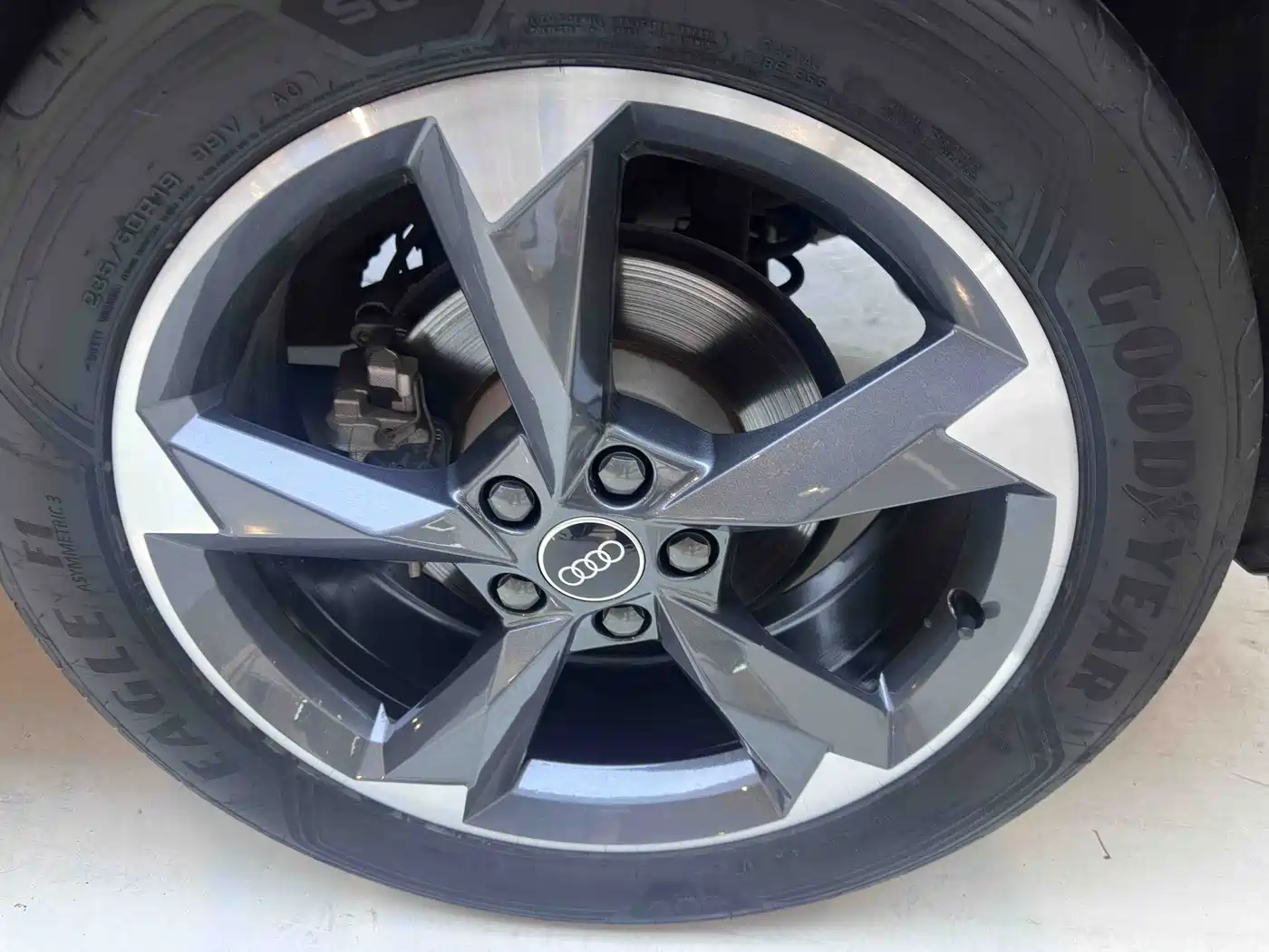 Audi Q3 2023 35 TFSI Fashion Dynamic (1.4T) фото 19