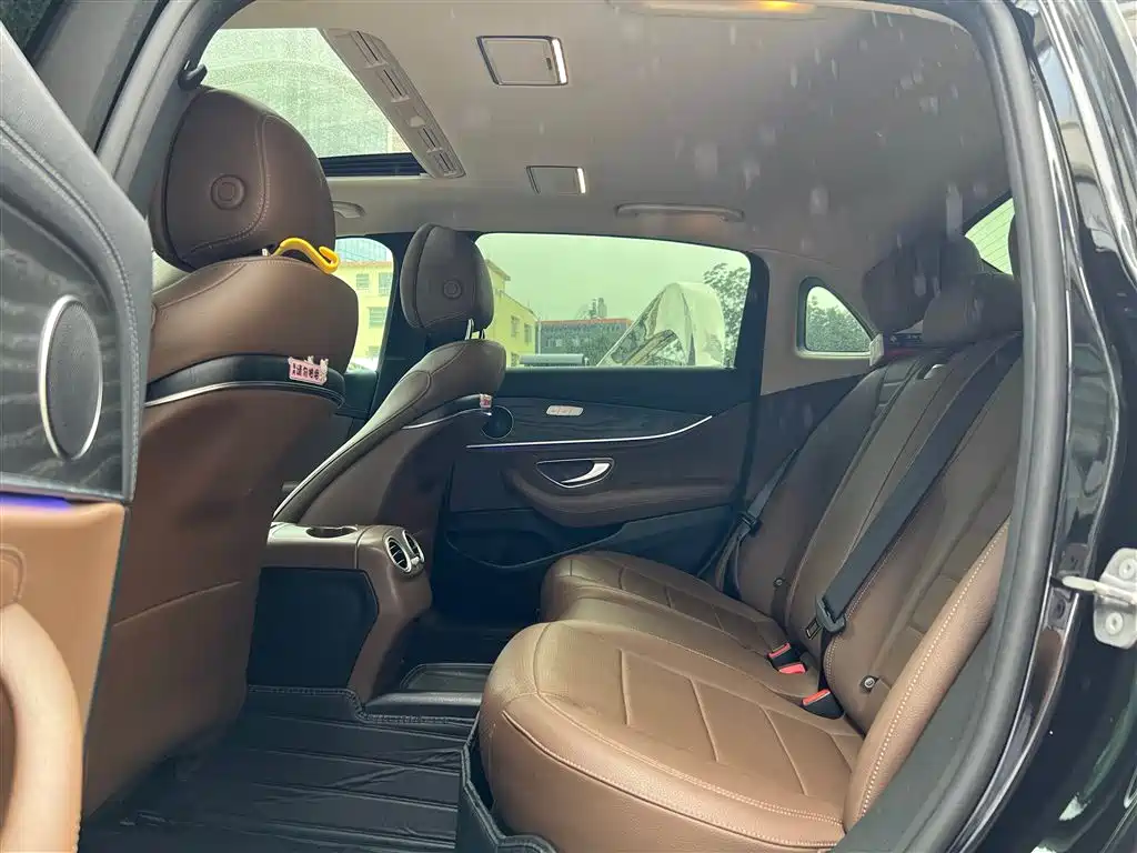 Mercedes-Benz E-Class 2019 E 260 L Sport фото 5