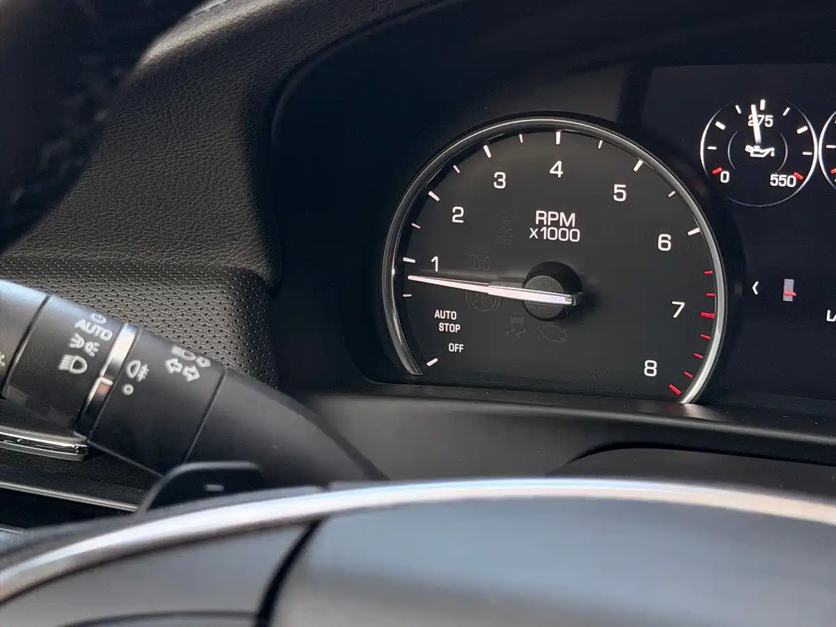 Фото 7 - Cadillac CT6