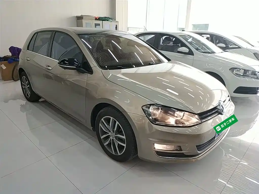 Volkswagen Golf 2017 230TSI Auto Luxury Millionth Anniversary Edition фото 4