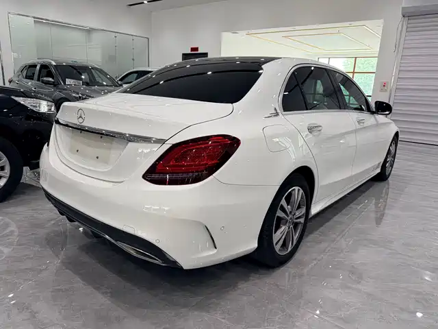 Mercedes-Benz C-Class 2021 C 200 L Fashion Sport Edition — фото 4