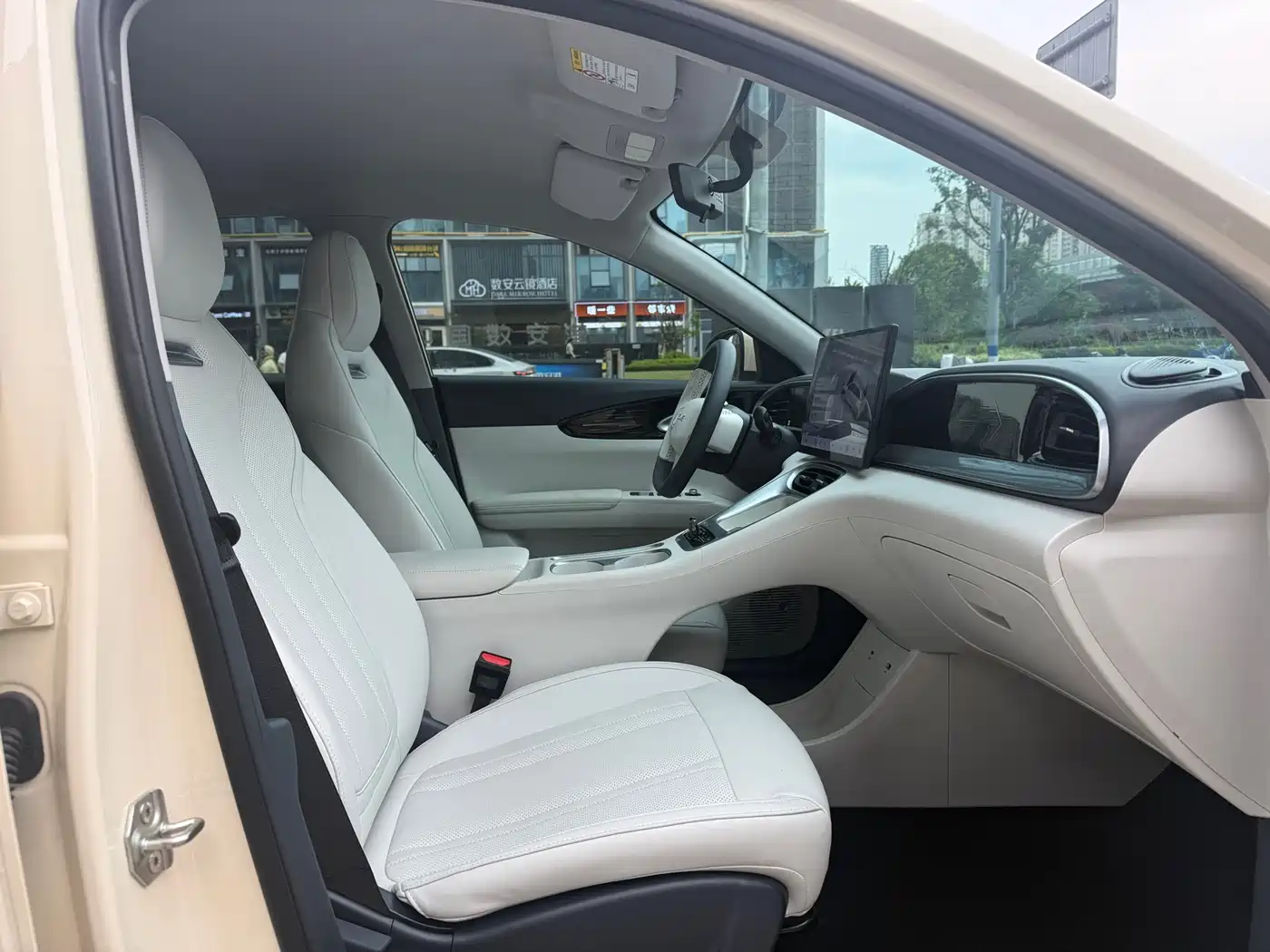 Geely Galaxy Starry Wish 2025 310km Dream Edition фото 9