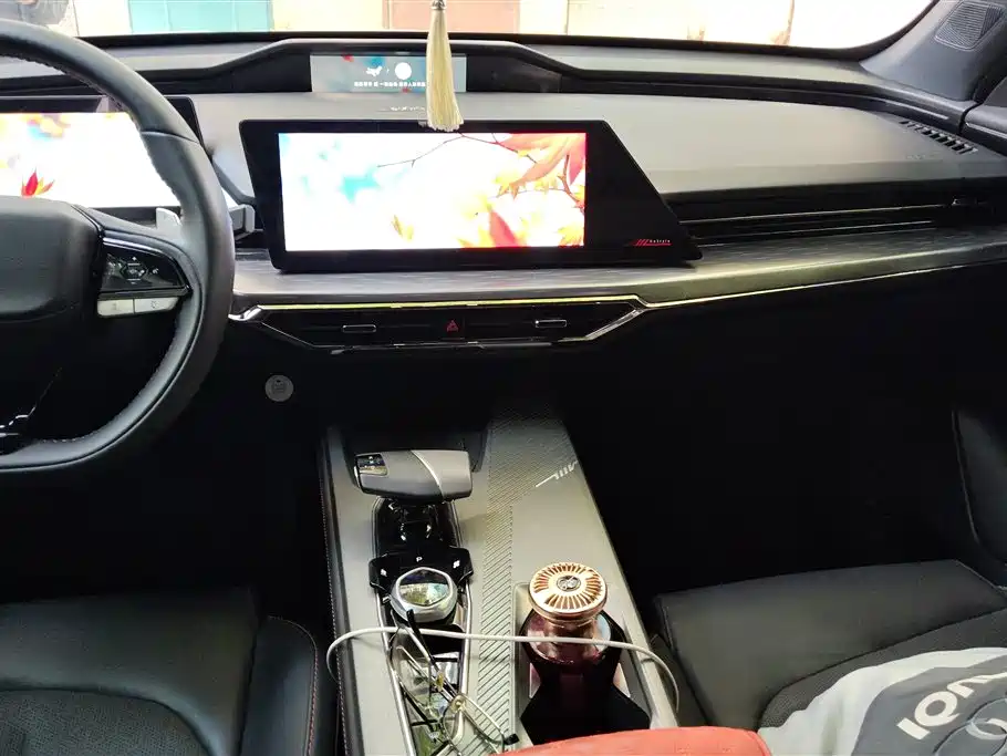 CHANGAN CHANGAN AUCHAN Z6 NEW ENERGY