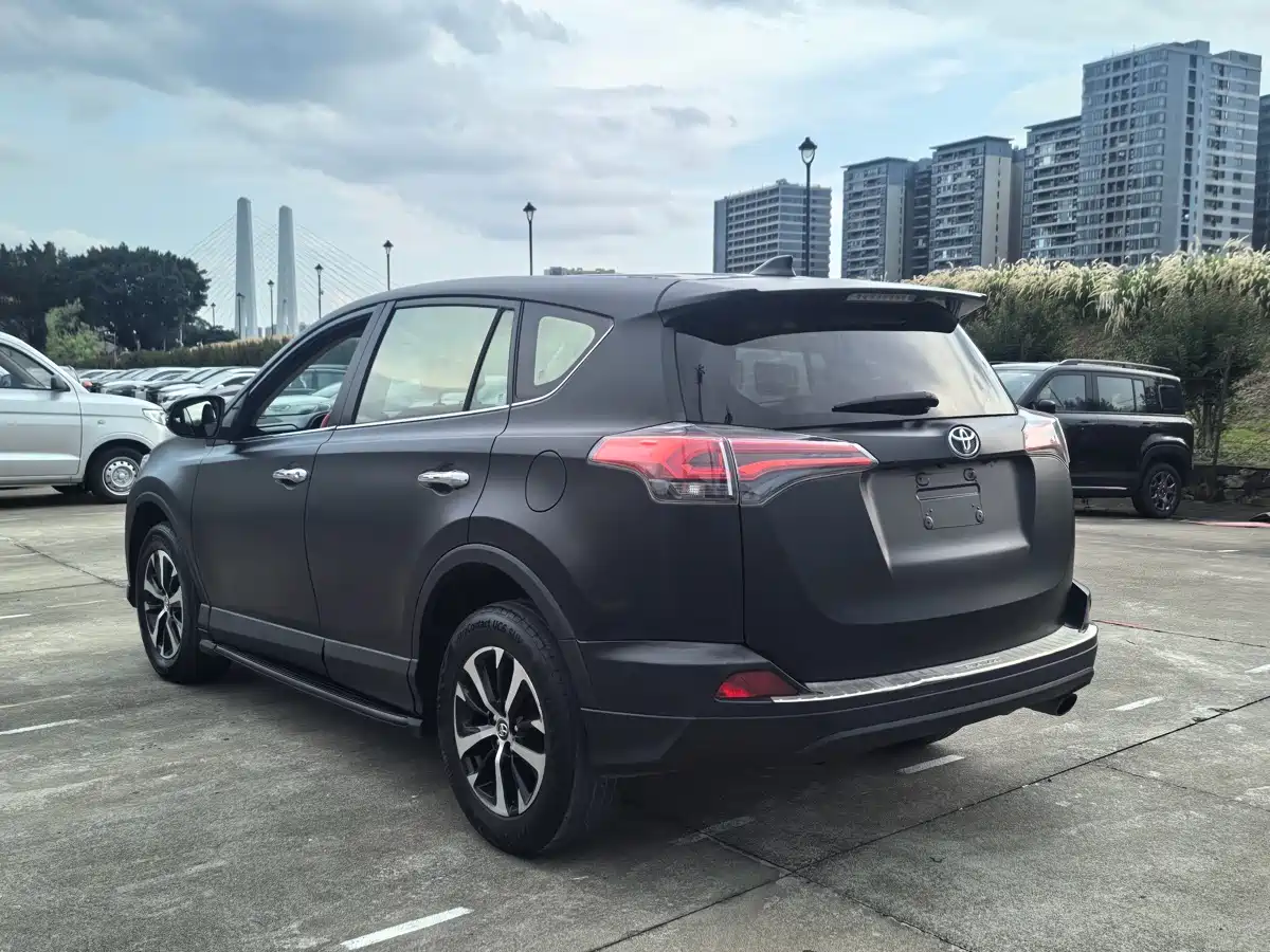 Toyota RAV4 Rongfang 2016 2.0L CVT 2WD Trend (China V) фото 5