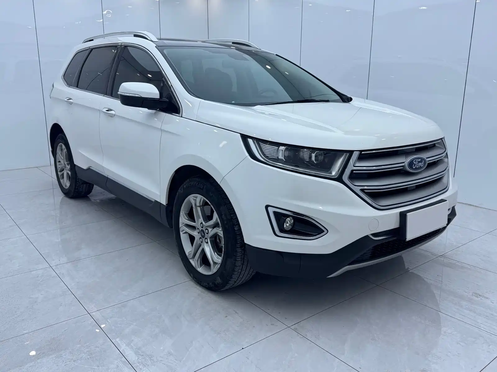 Фото 3 - Ford Edge