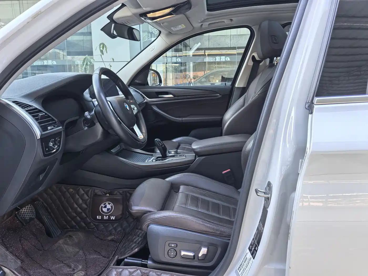 BMW X3 2021 xDrive28i Luxury Package фото 9