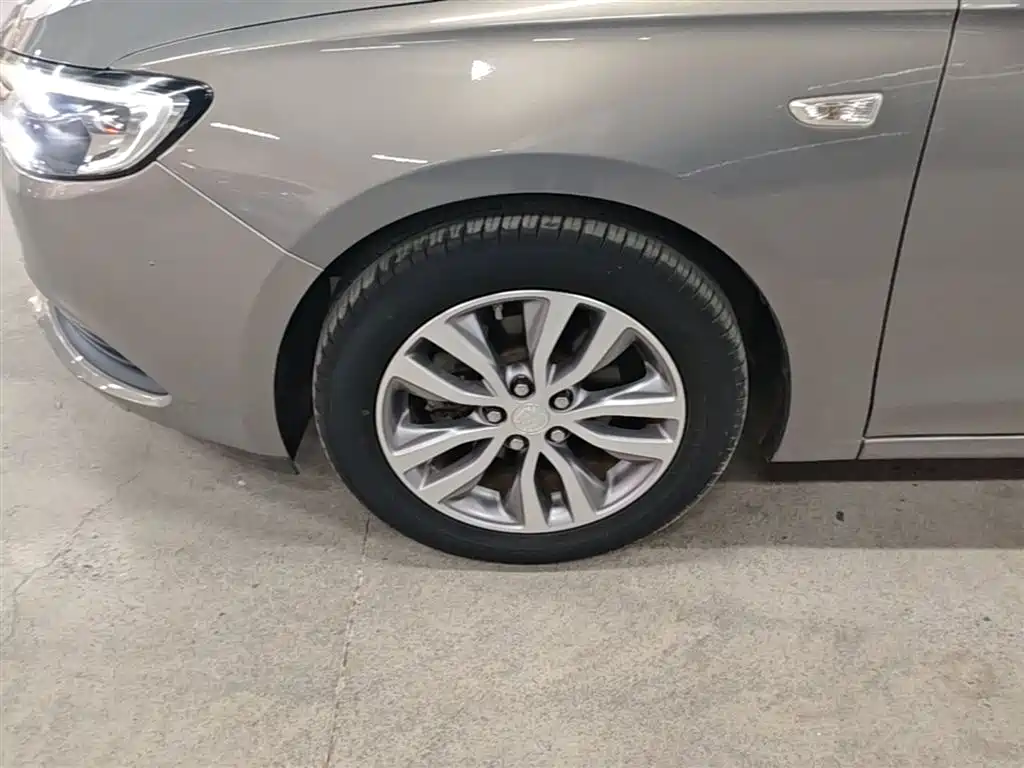 Buick Excelle 2019 18T Auto Connected Elite China VI фото 23