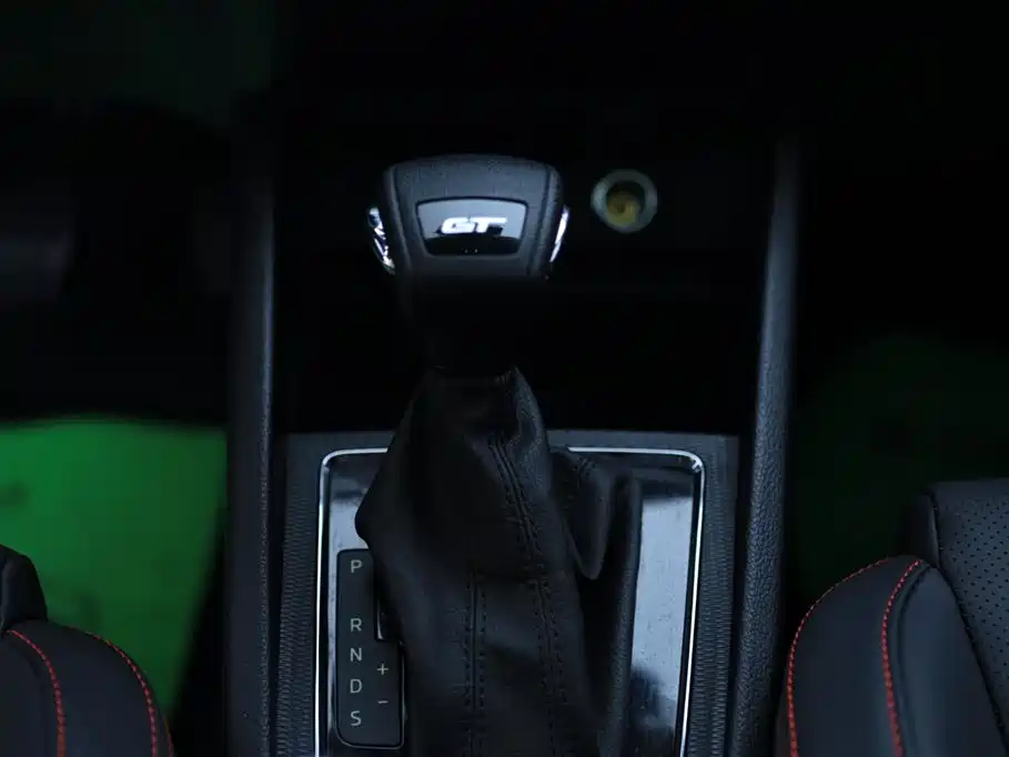 Škoda Kamiq 2021 GT TSI230 DSG Flagship Edition фото 9
