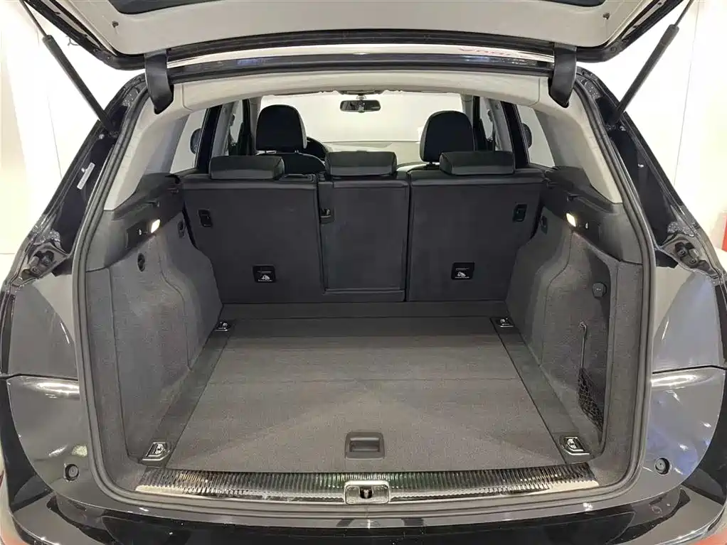 Audi Q5 2015 40 TFSI Technology фото 6