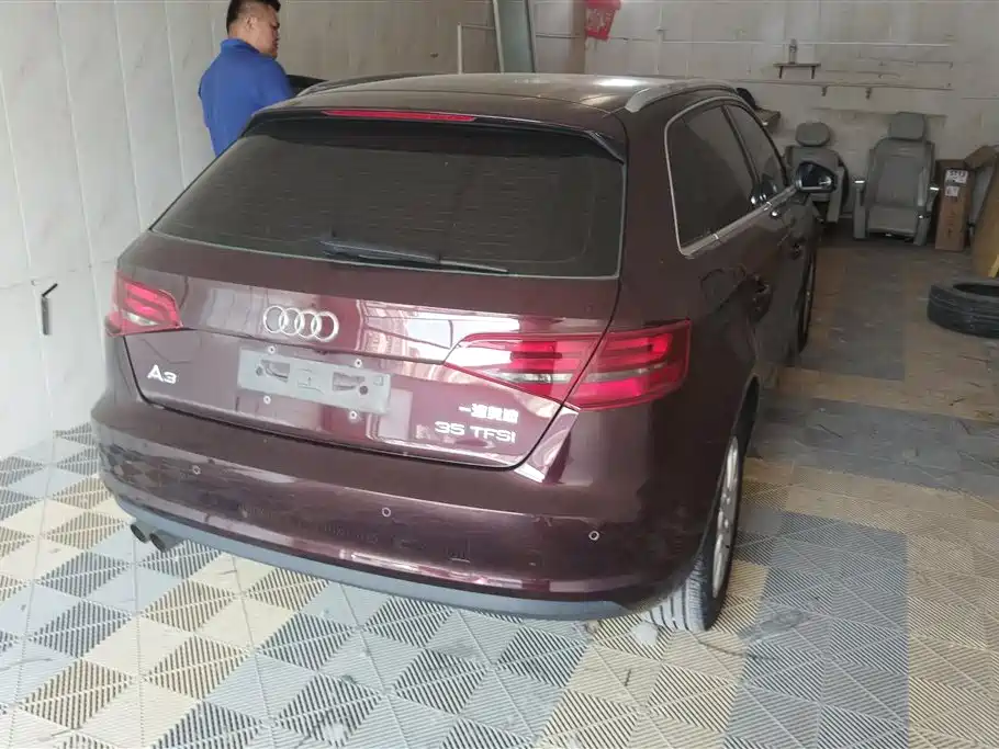 Audi A3 2016 Sportback 35 TFSI Progressive фото 3