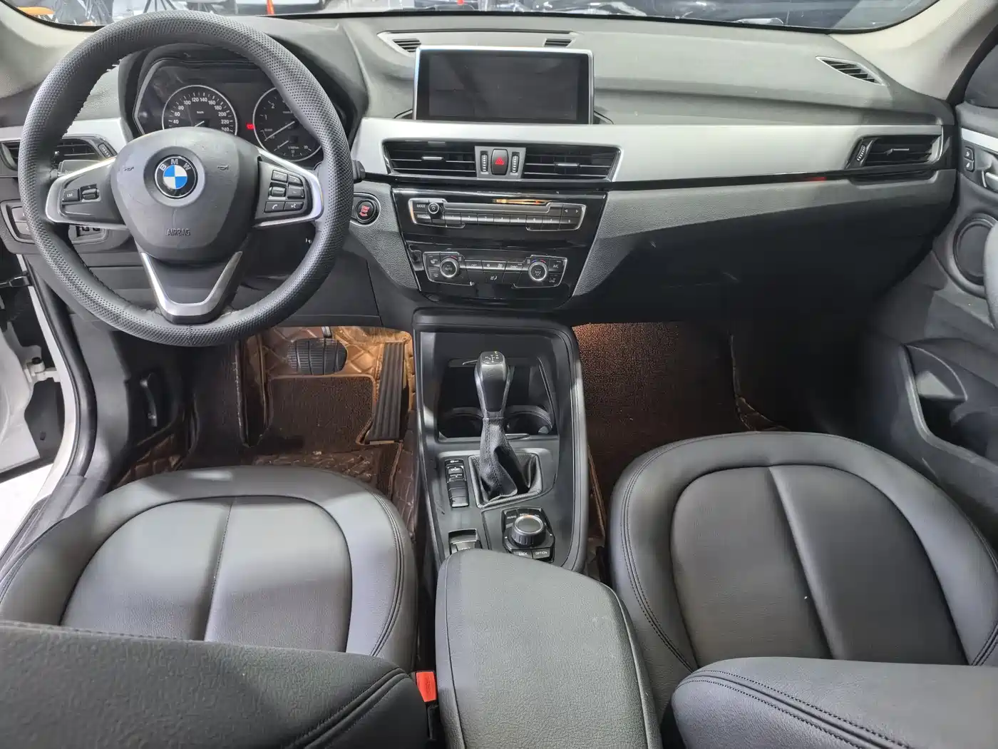 BMW X1 2016 sDrive18Li Fashion Model фото 5