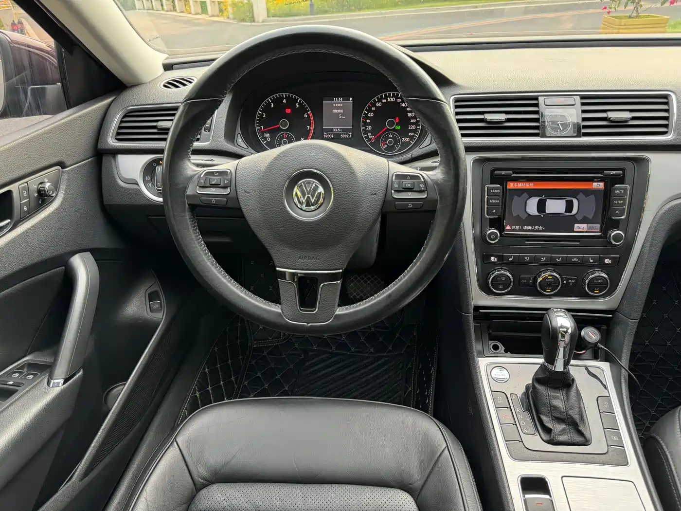 Volkswagen Passat 2013 2.0TSI DSG Yuzun фото 14