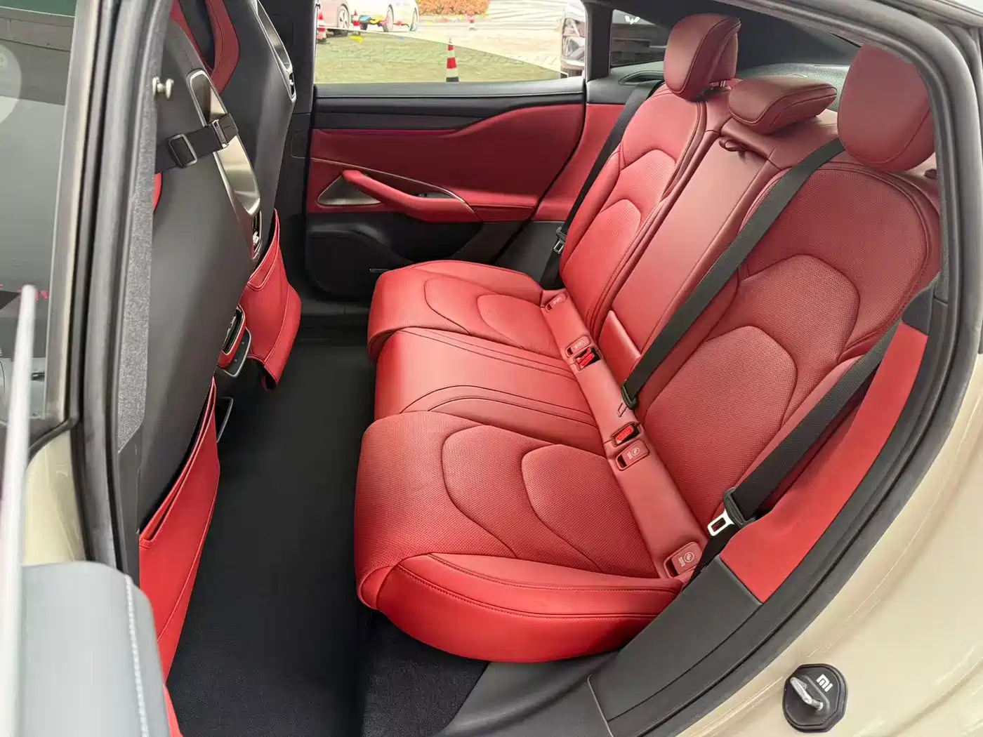 Xiaomi Auto Xiaomi SU7 2024 RWD Long Range Intelligent Driving Edition фото 4