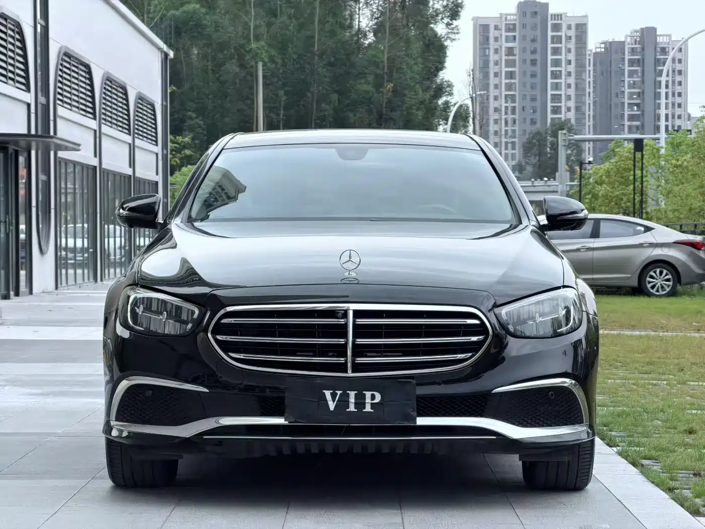 Mercedes-Benz E-Class 2021 E 300 L Fashion фото 2