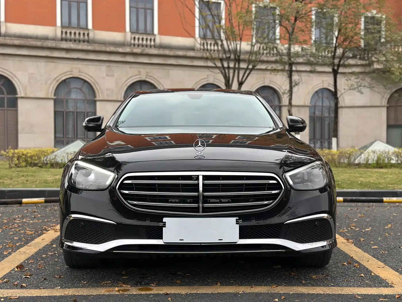  E CLASS