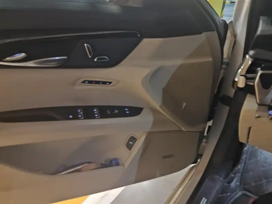 Cadillac CT6 2019 28T Fashion Model фото 7