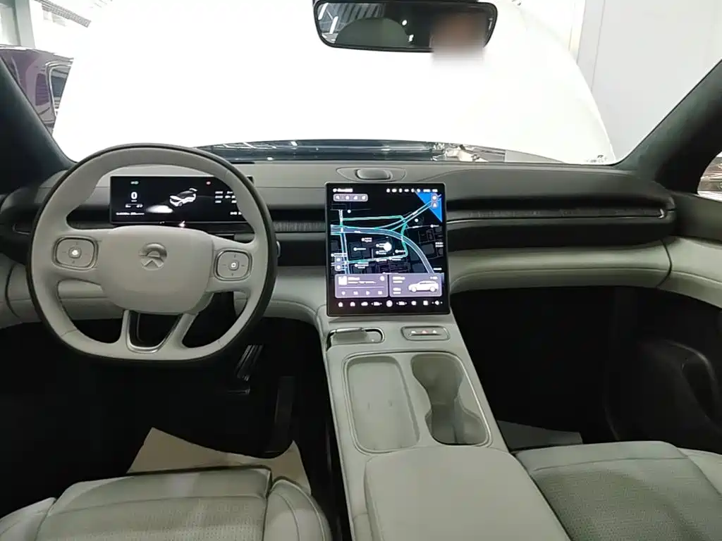 Фото 10 - NIO ES6