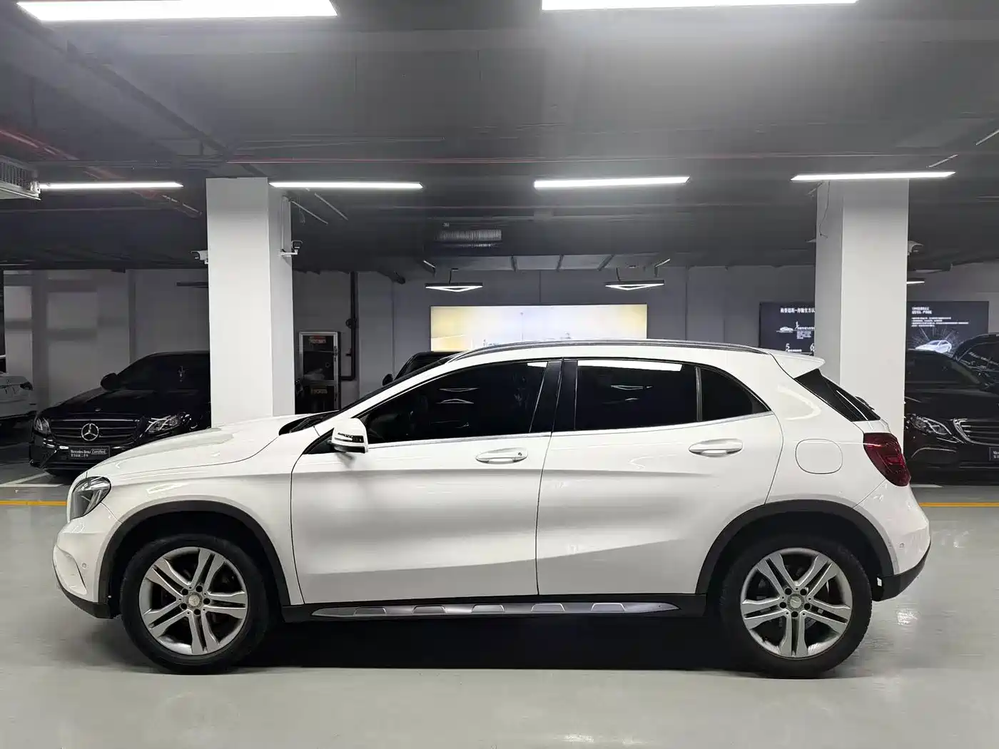 Mercedes-Benz GLA 2015 GLA 200 Dynamic фото 4