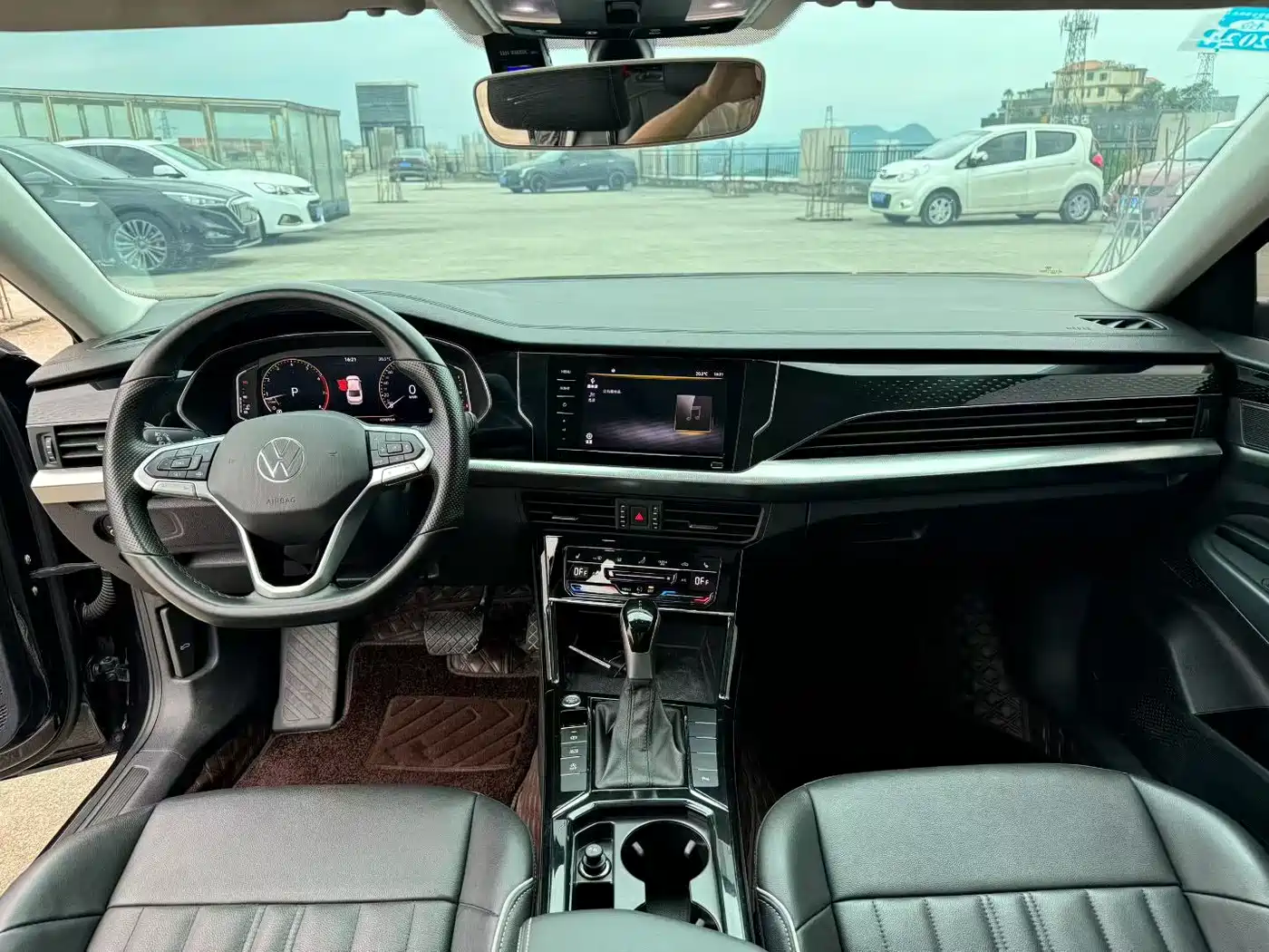 Фото 4 - Volkswagen Passat