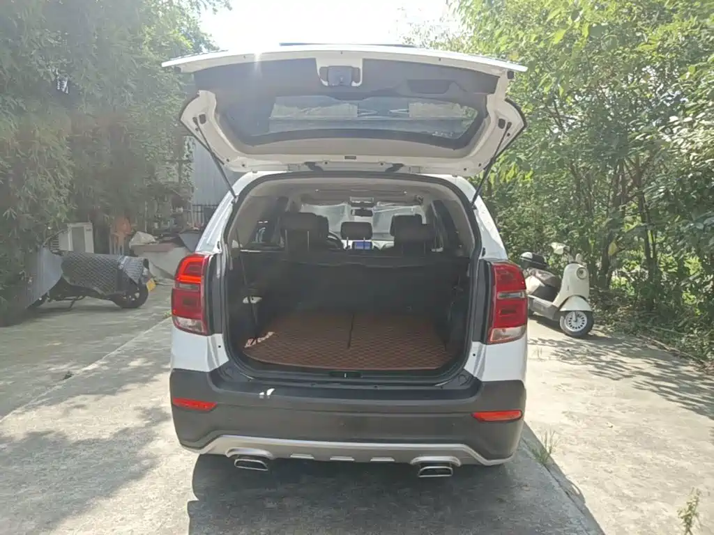 Chevrolet Captiva 2017 2017 2.4L 2WD Luxury Edition 7-Seater