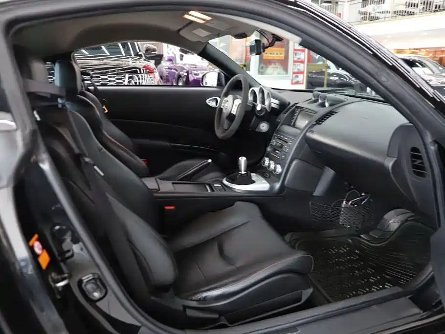 Nissan 350Z 2007 2006 3.5 MT